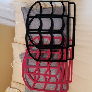 Scarf hangers